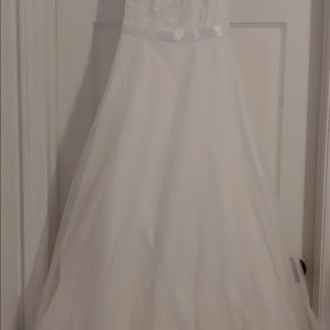 Wedding dress